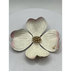 VTG GOLDTONE ENAMEL CROWN TRIFARI DOGWOOD FLOWER BROOCH SEE ALL